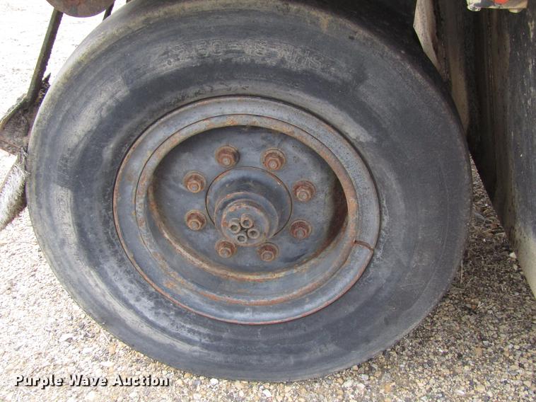 image for item EU9614 Bomag BW12R pneumatic roller