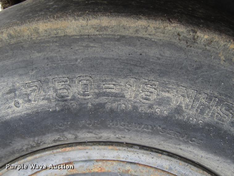 image for item EU9614 Bomag BW12R pneumatic roller