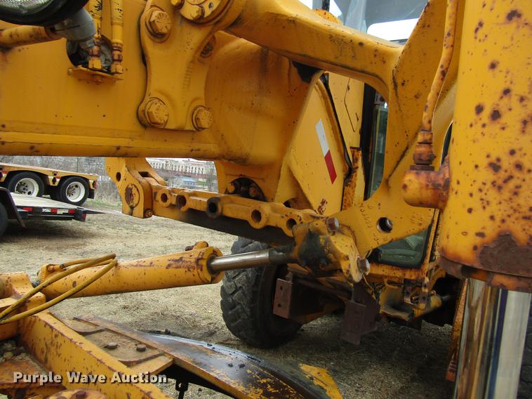 image for item EU9615 1985 John Deere 770AH motor grader