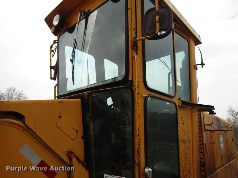 image for item EU9615 1985 John Deere 770AH motor grader
