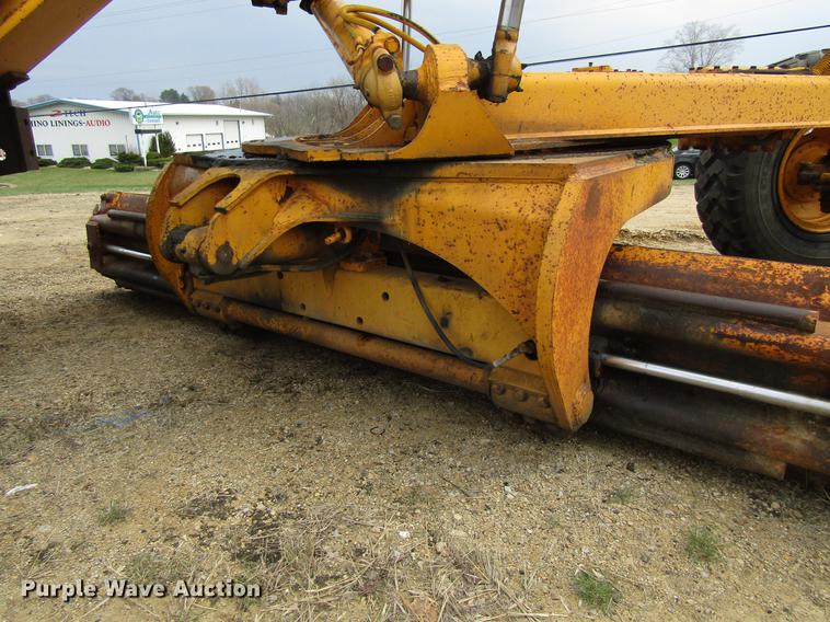 image for item EU9615 1985 John Deere 770AH motor grader