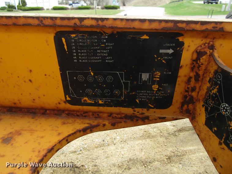 image for item EU9615 1985 John Deere 770AH motor grader