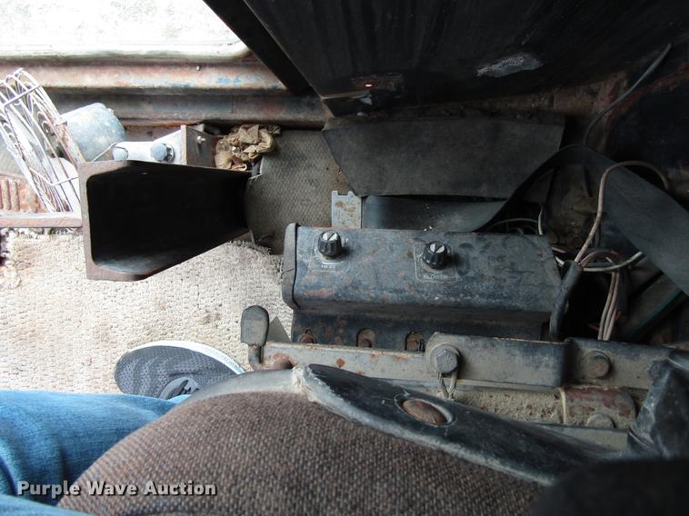 image for item EU9615 1985 John Deere 770AH motor grader