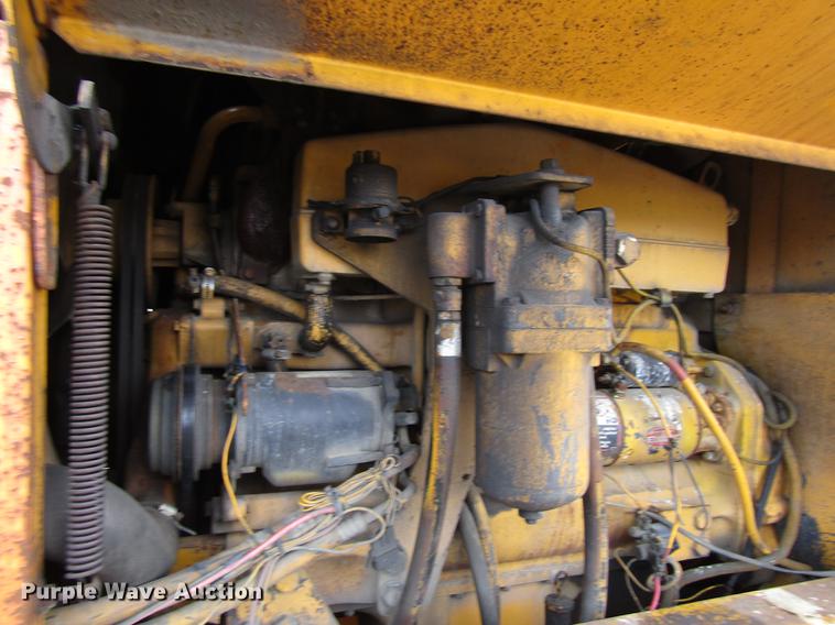 image for item EU9615 1985 John Deere 770AH motor grader