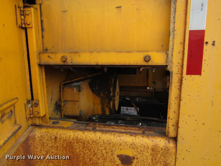 image for item EU9615 1985 John Deere 770AH motor grader