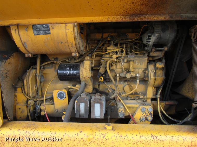 image for item EU9615 1985 John Deere 770AH motor grader