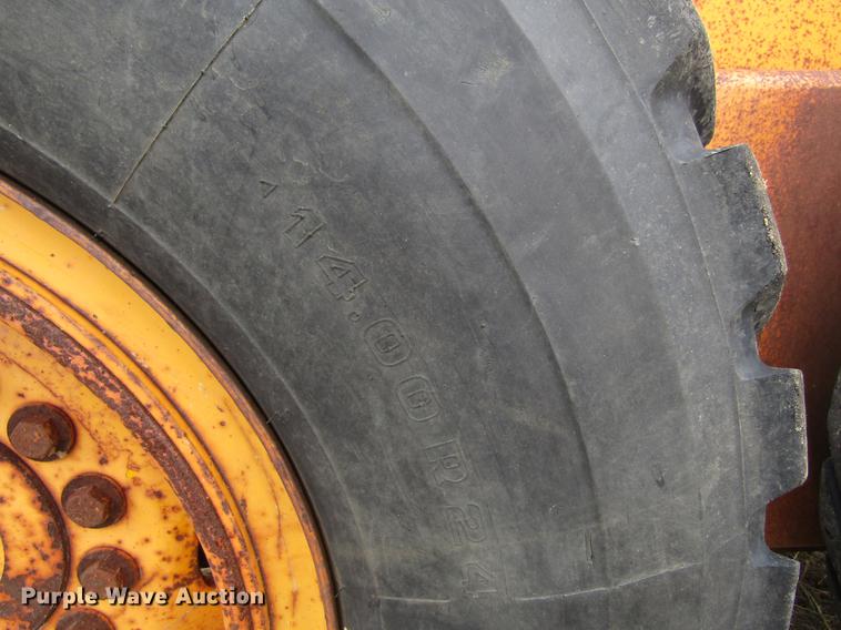 image for item EU9615 1985 John Deere 770AH motor grader