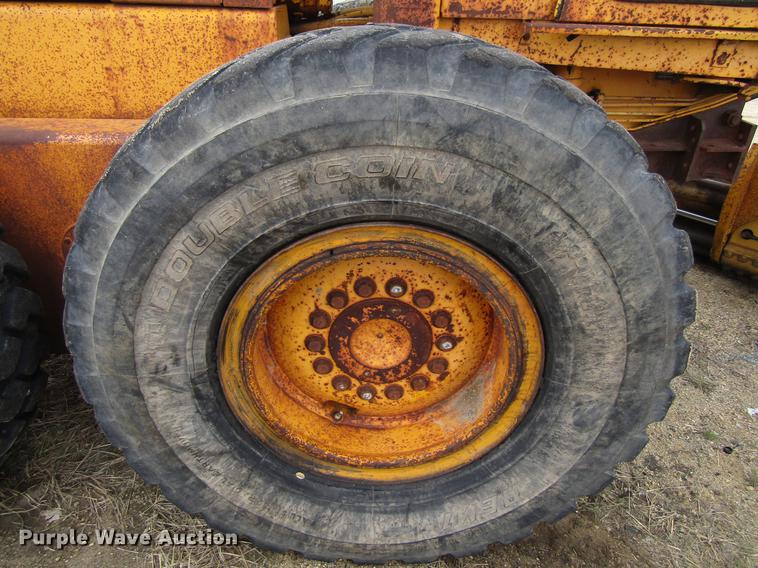 image for item EU9615 1985 John Deere 770AH motor grader