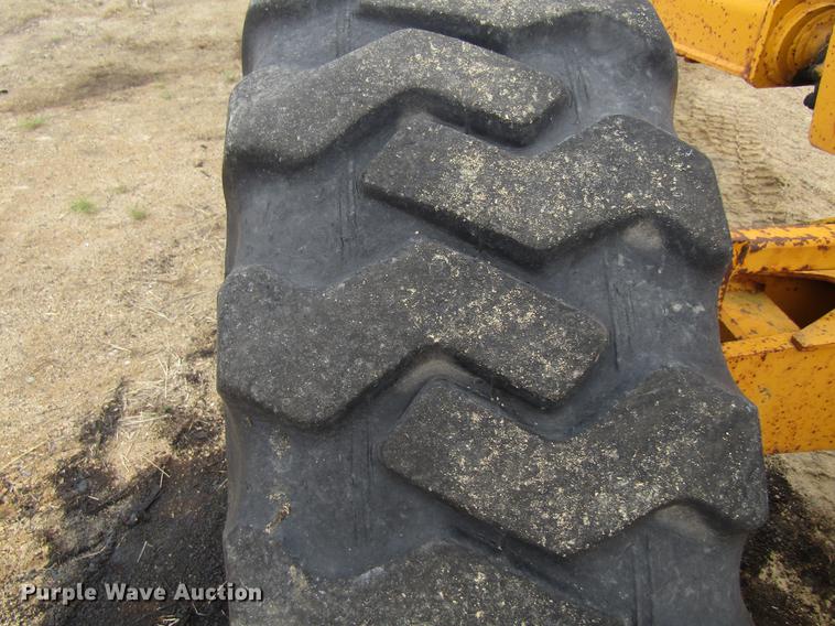 image for item EU9615 1985 John Deere 770AH motor grader