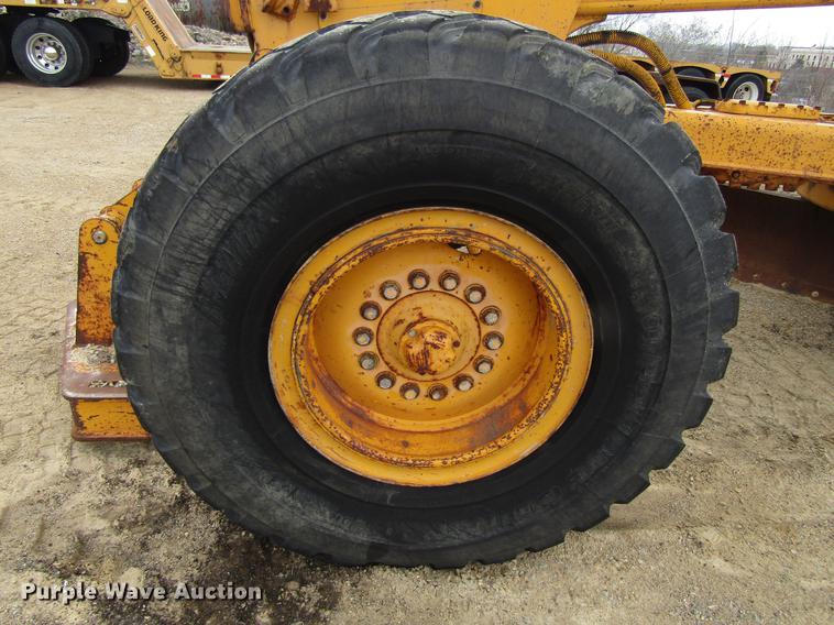 image for item EU9615 1985 John Deere 770AH motor grader