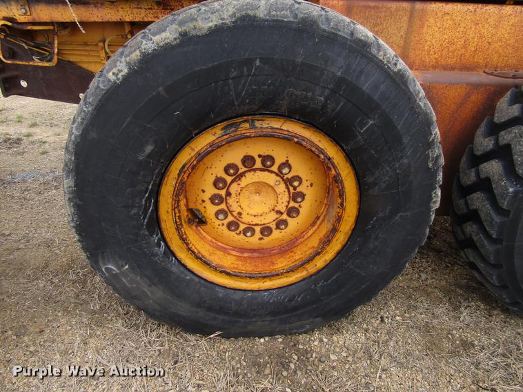 image for item EU9615 1985 John Deere 770AH motor grader