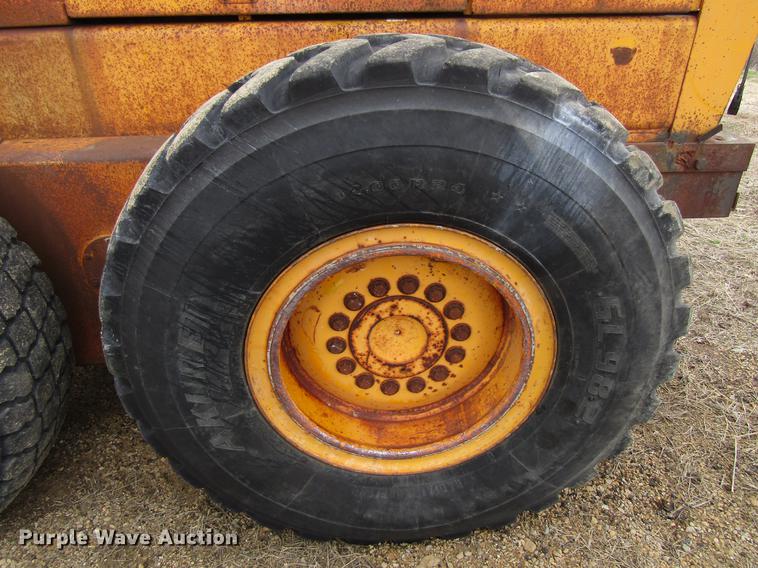 image for item EU9615 1985 John Deere 770AH motor grader