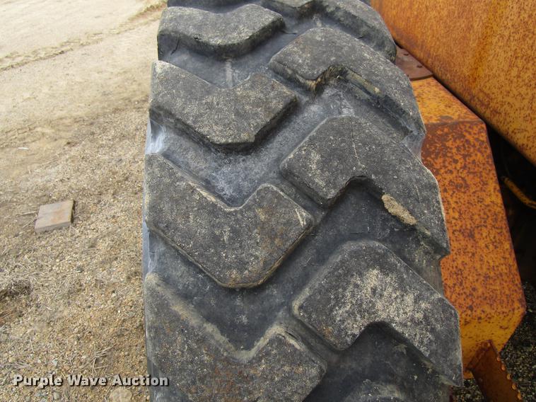 image for item EU9615 1985 John Deere 770AH motor grader