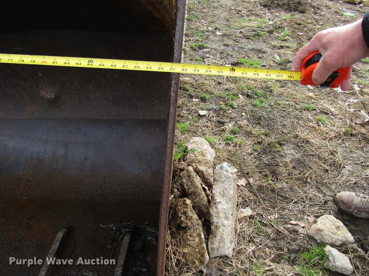 image for item EU9625 1990 Komatsu D66S-1 track loader