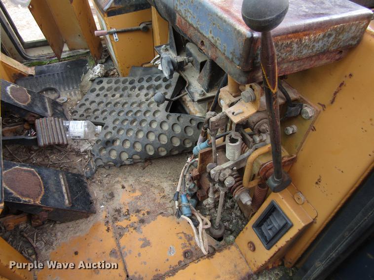 image for item EU9625 1990 Komatsu D66S-1 track loader