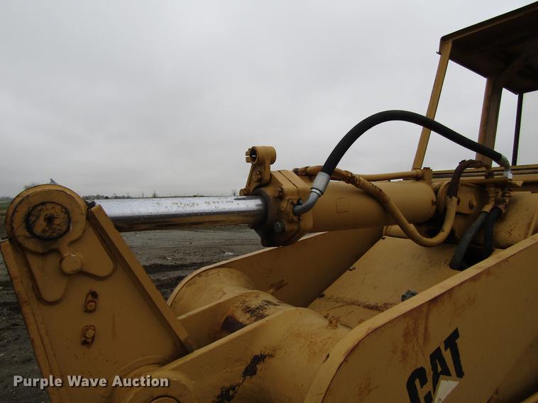 image for item EU9627 1982 Caterpillar 963 LGP track loader
