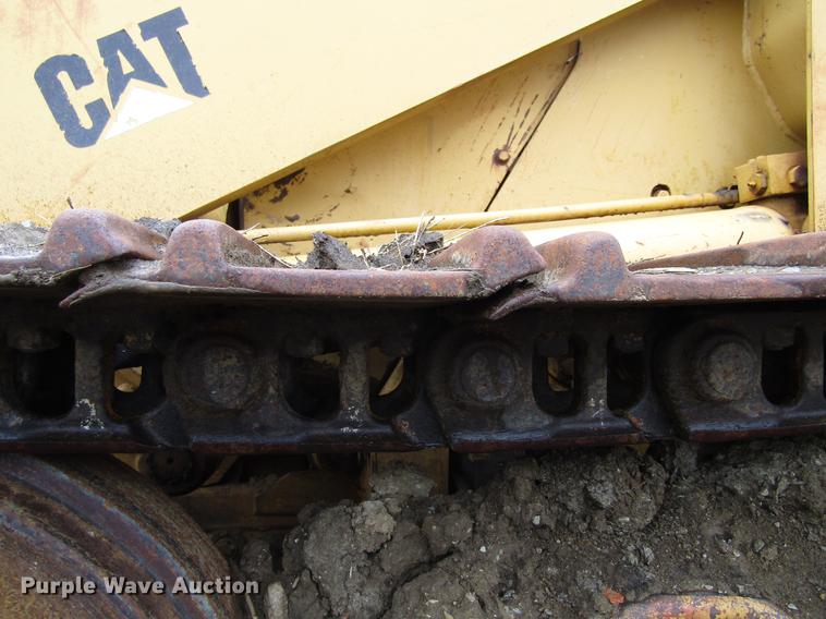image for item EU9627 1982 Caterpillar 963 LGP track loader