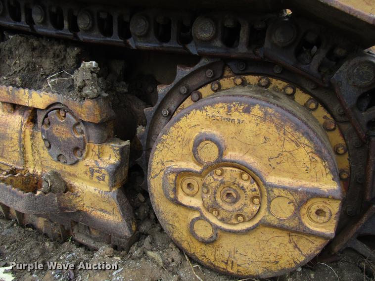 image for item EU9627 1982 Caterpillar 963 LGP track loader