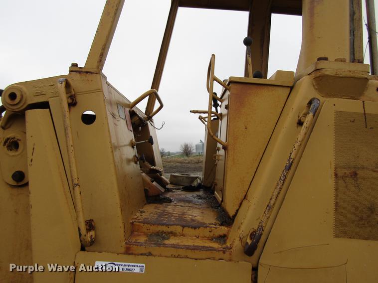 image for item EU9627 1982 Caterpillar 963 LGP track loader