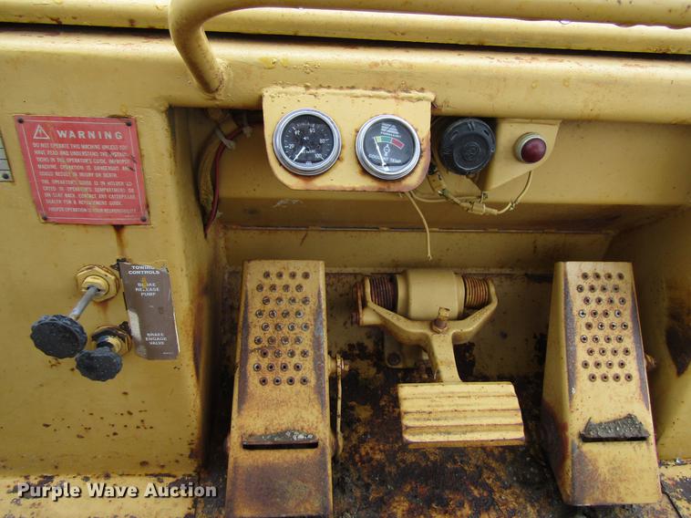 image for item EU9627 1982 Caterpillar 963 LGP track loader