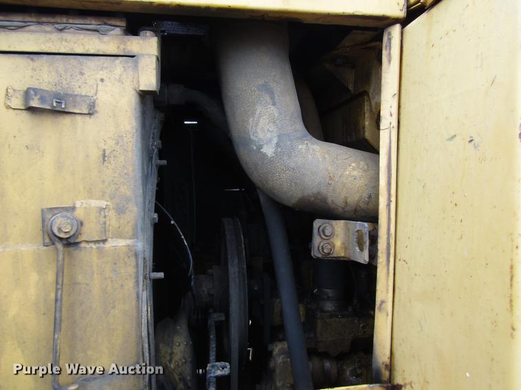 image for item EU9627 1982 Caterpillar 963 LGP track loader