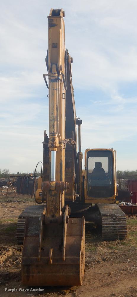 image for item FH9252 1997 John Deere 200LC excavator