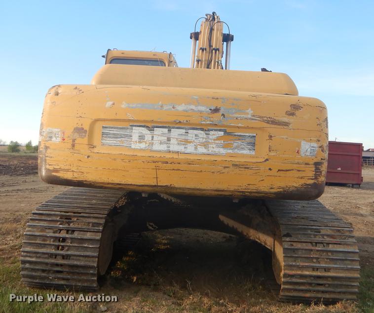 image for item FH9252 1997 John Deere 200LC excavator