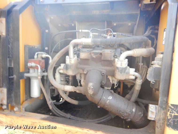 image for item FH9252 1997 John Deere 200LC excavator