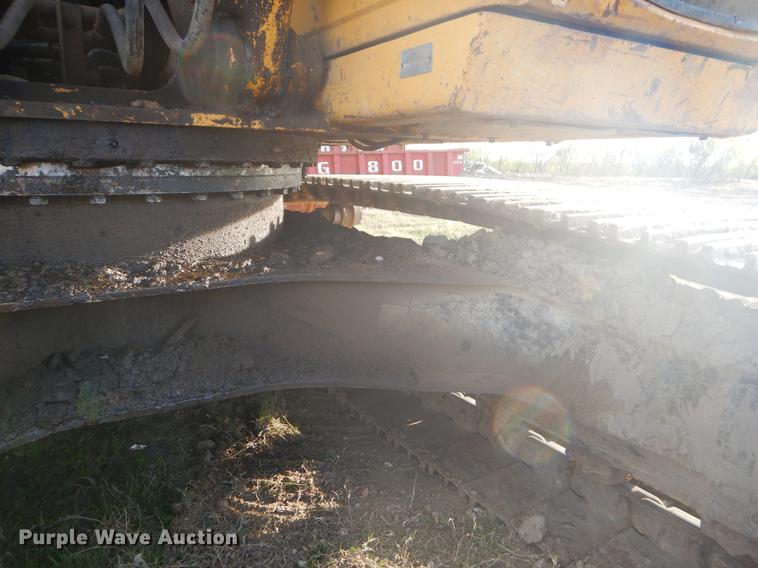 image for item FH9252 1997 John Deere 200LC excavator