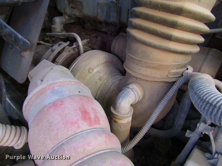 image for item FJ9672 2009 International DuraStar 4300 bucket truck