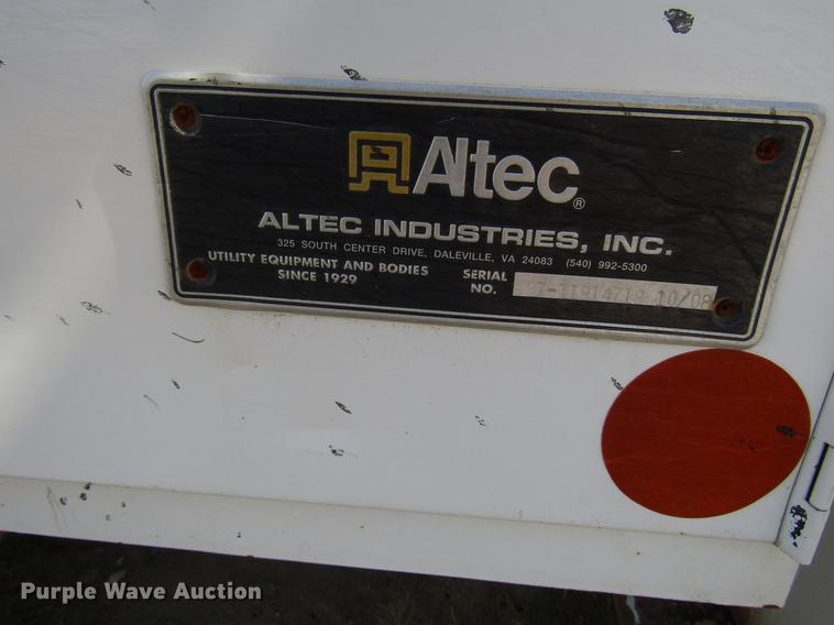 image for item FJ9672 2009 International DuraStar 4300 bucket truck