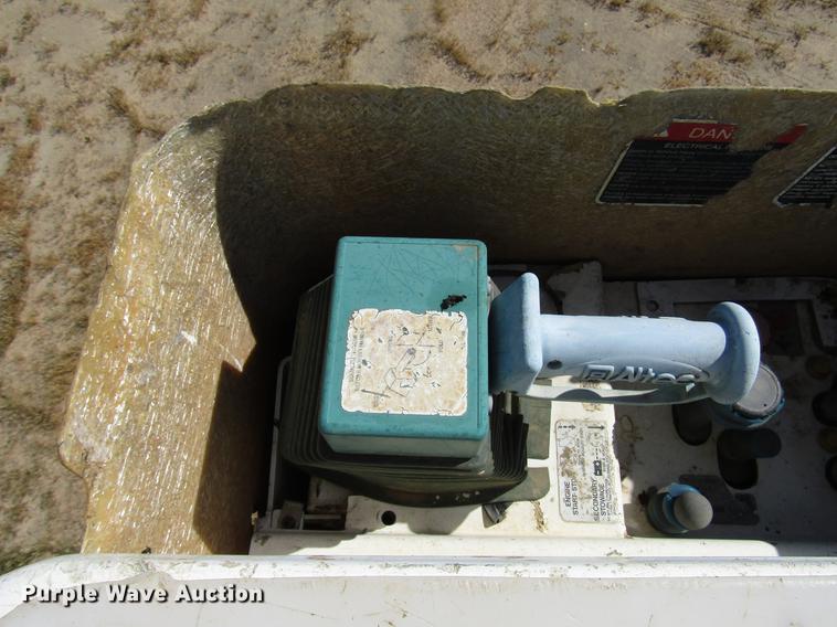 image for item FJ9672 2009 International DuraStar 4300 bucket truck