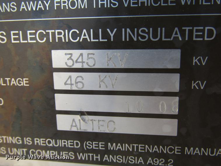 image for item FJ9672 2009 International DuraStar 4300 bucket truck