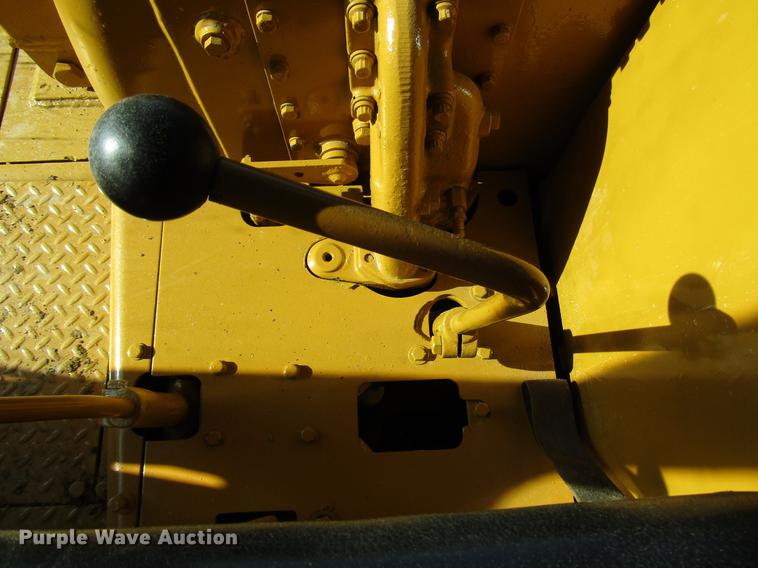 image for item FJ9674 1971 Caterpillar D8H dozer