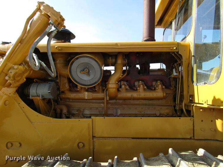 image for item FJ9674 1971 Caterpillar D8H dozer