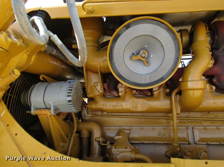 image for item FJ9674 1971 Caterpillar D8H dozer