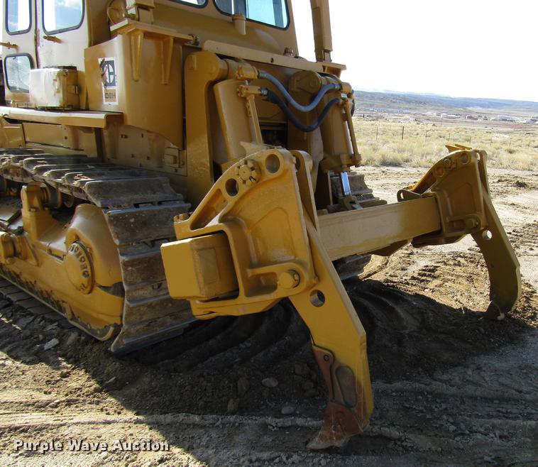 image for item FJ9674 1971 Caterpillar D8H dozer