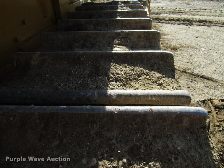 image for item FJ9674 1971 Caterpillar D8H dozer