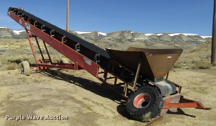 image for item FJ9675 Finlay 524 stacking conveyor