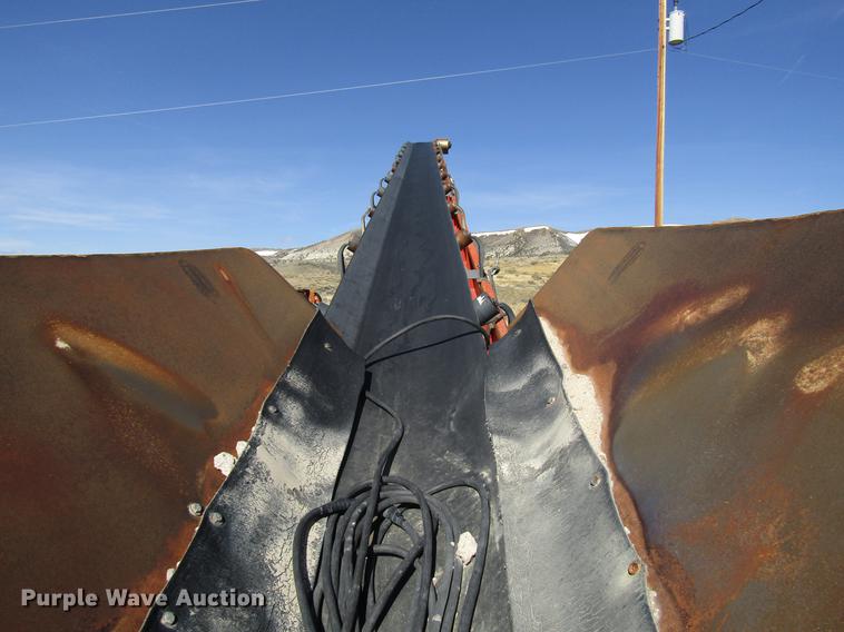 image for item FJ9675 Finlay 524 stacking conveyor