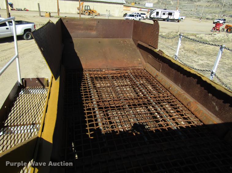 image for item FJ9676 Cedarapids crushing plant