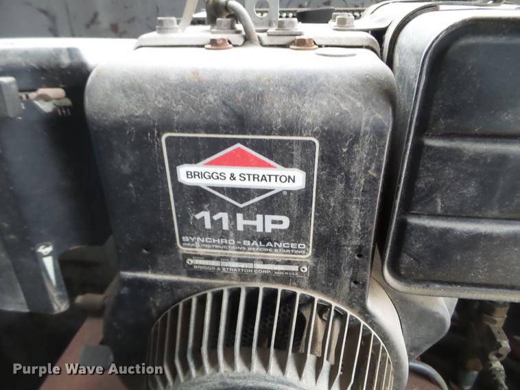 image for item FM9273 1991 Ford F700 service truck