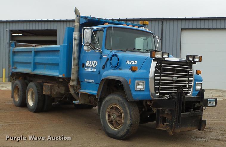 image for item FM9274 1997 Ford LTA9000 dump truck