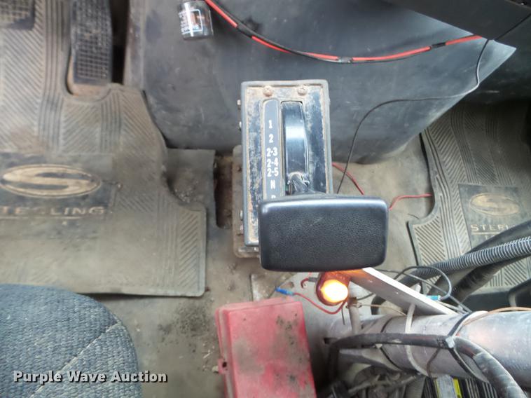 image for item FM9274 1997 Ford LTA9000 dump truck