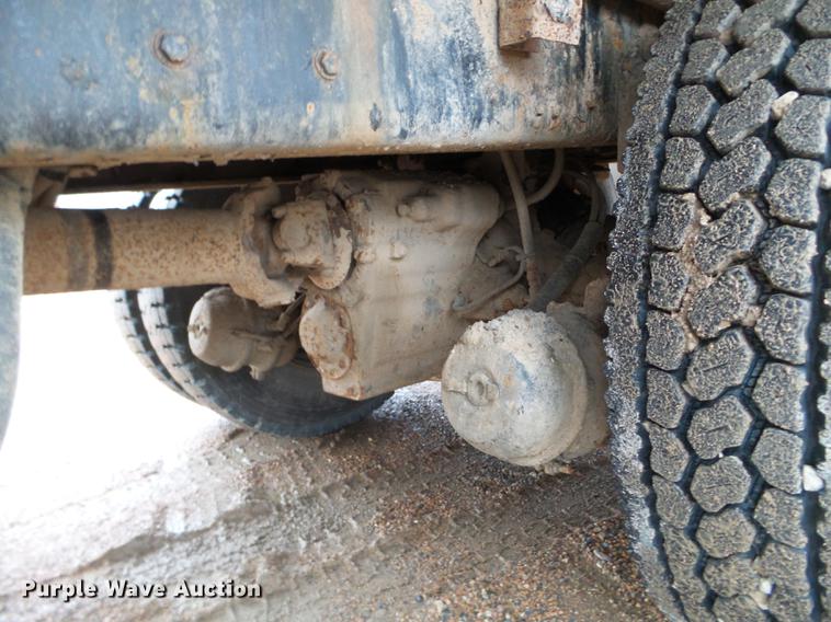 image for item FM9274 1997 Ford LTA9000 dump truck