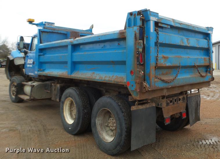 image for item FM9274 1997 Ford LTA9000 dump truck