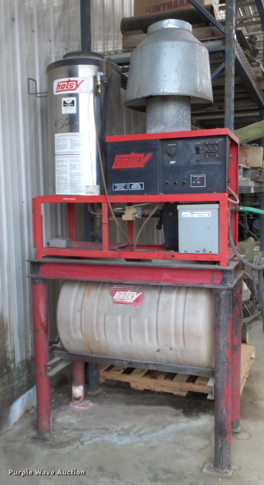 image for item FM9276 Hotsy 1422SS pressure washer