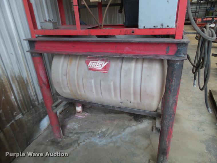 image for item FM9276 Hotsy 1422SS pressure washer