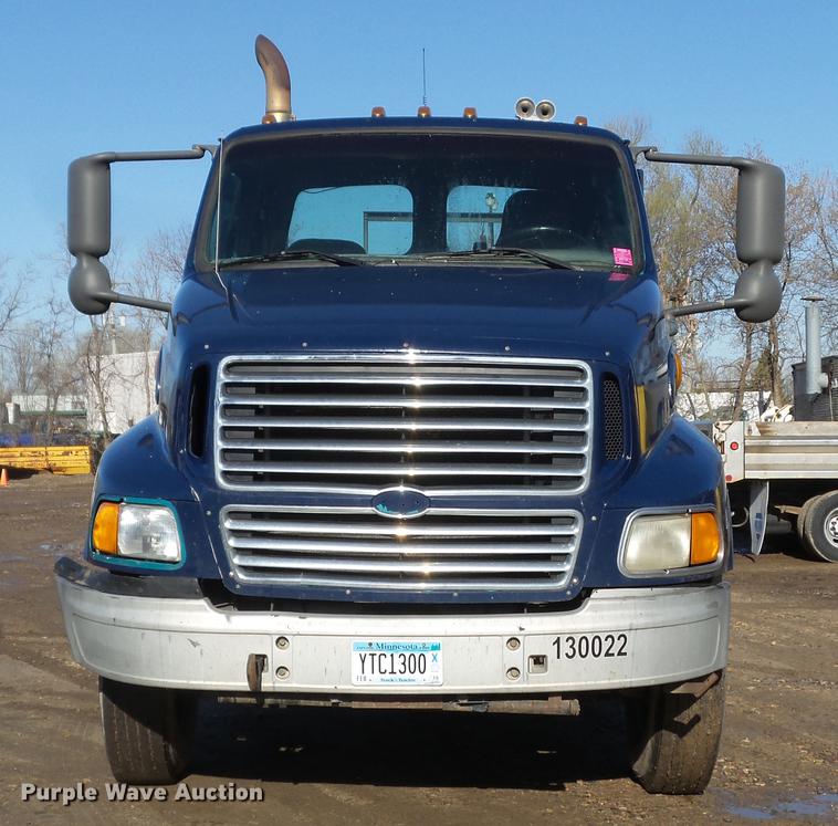 image for item FM9279 2000 Sterling A-Line semi truck