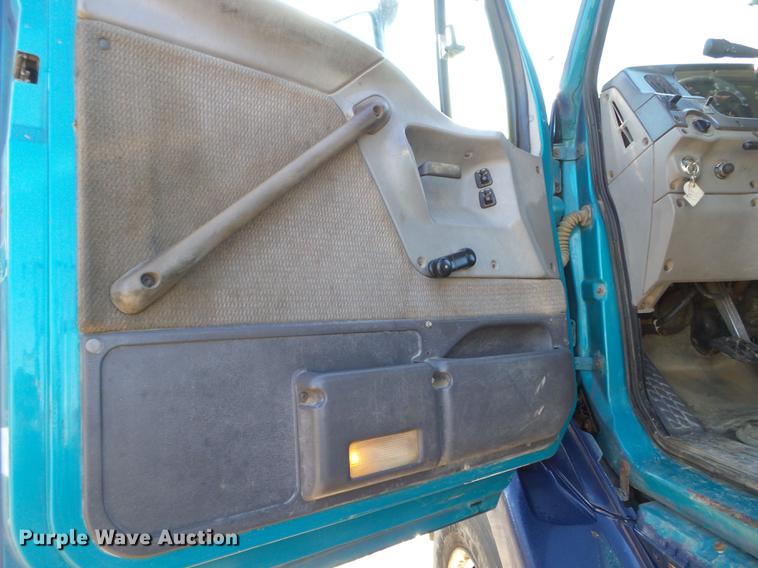 image for item FM9279 2000 Sterling A-Line semi truck